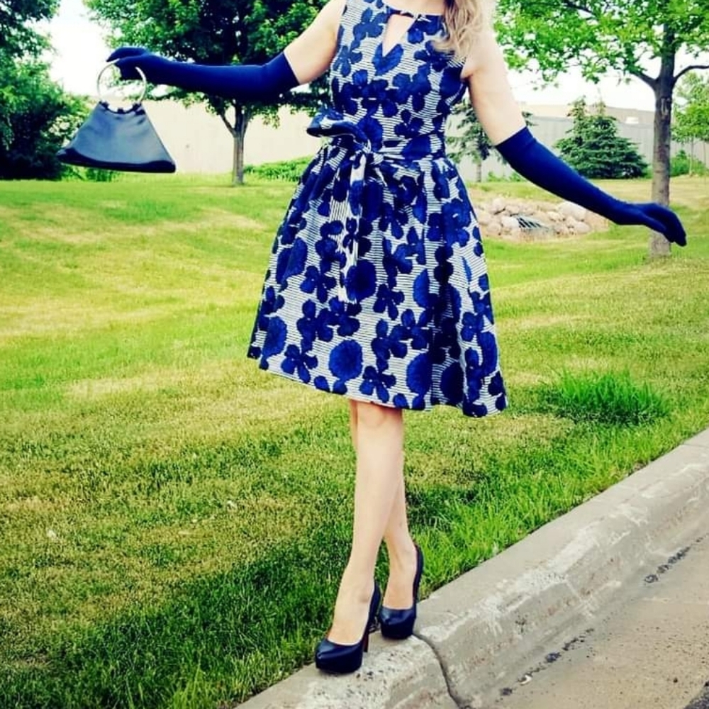 Metisu cocktail dress